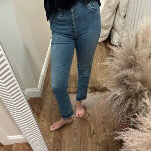 7 For All Mankind High Waist Cropped Bleach Hem 29